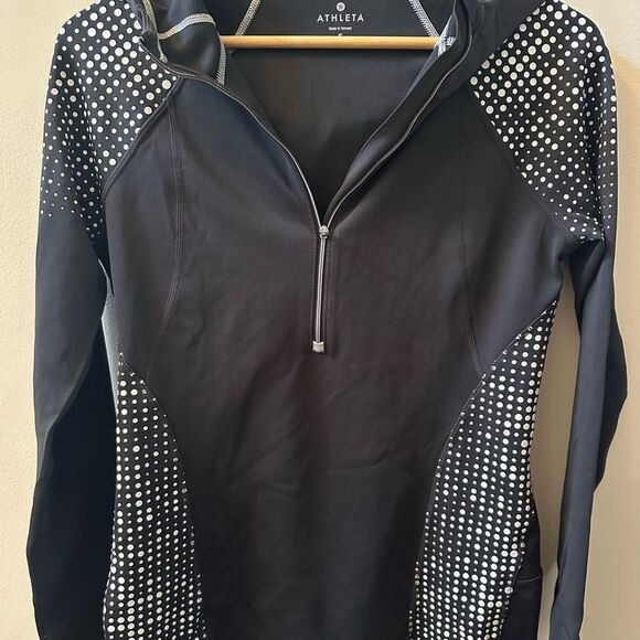 Athleta Workout Pullover 1/4 Zip - Picture 3 of 7
